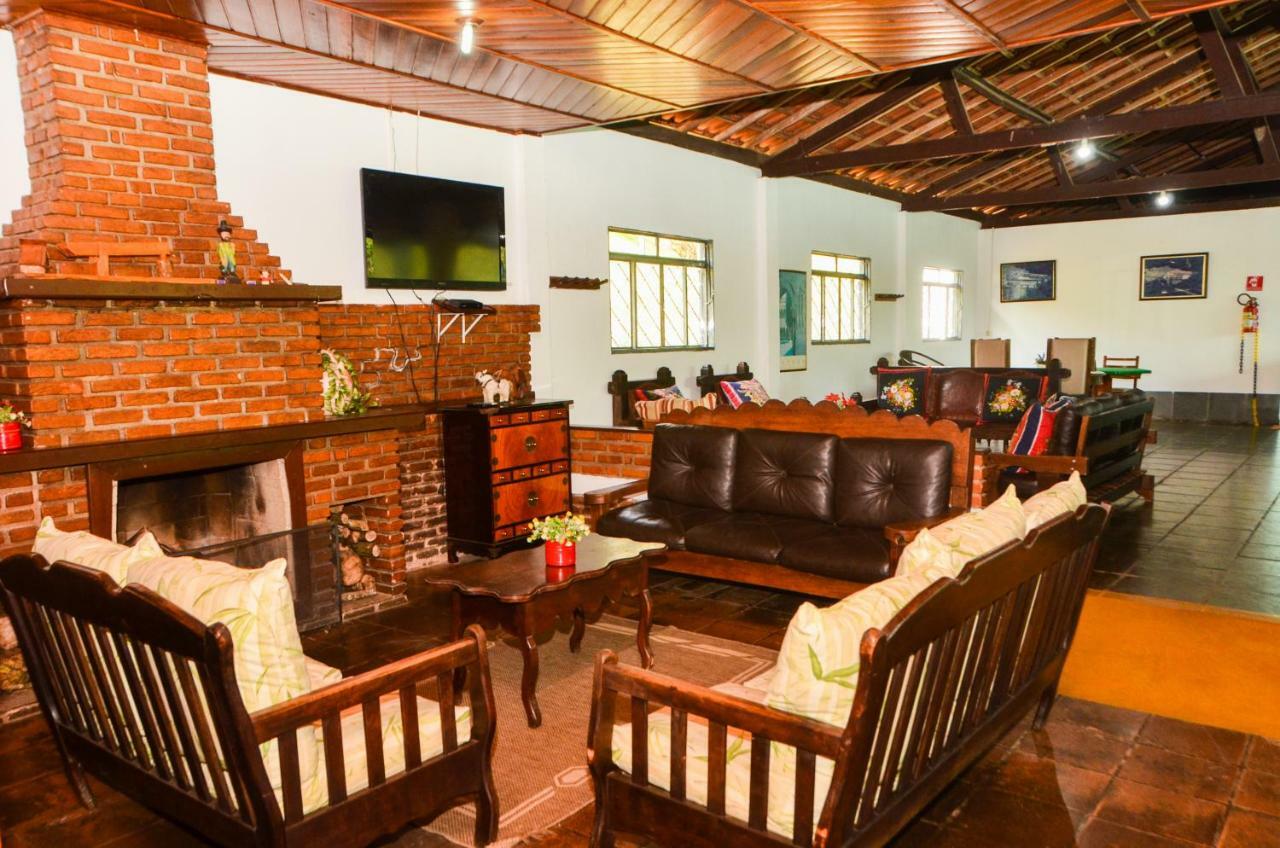 Hotel Fazenda Villa Galicia นาซาเร เปาลิสตา ภายนอก รูปภาพ